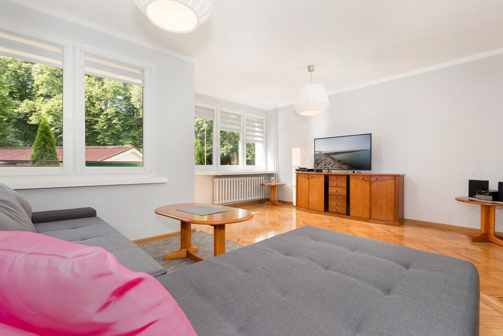 Spokojny Apartament Przy Parku Chopina By Noclegi Renters ชวีโนวิชแจ ภายนอก รูปภาพ