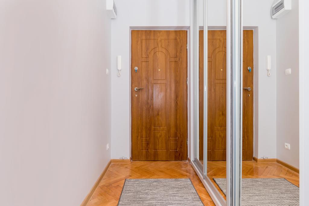 Spokojny Apartament Przy Parku Chopina By Noclegi Renters ชวีโนวิชแจ ภายนอก รูปภาพ