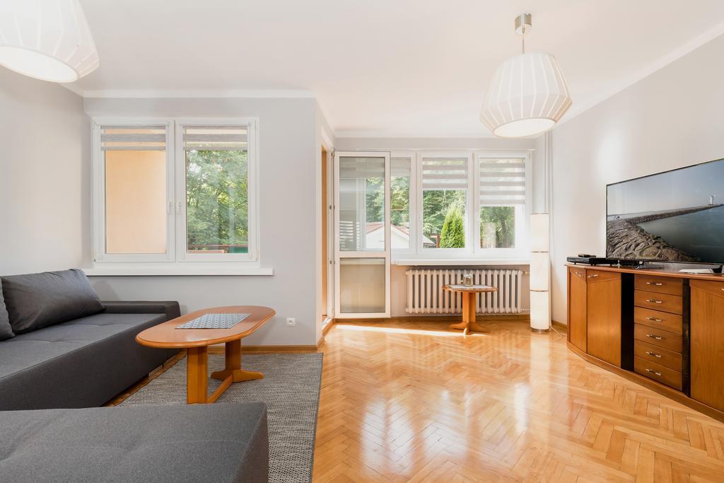 Spokojny Apartament Przy Parku Chopina By Noclegi Renters ชวีโนวิชแจ ภายนอก รูปภาพ